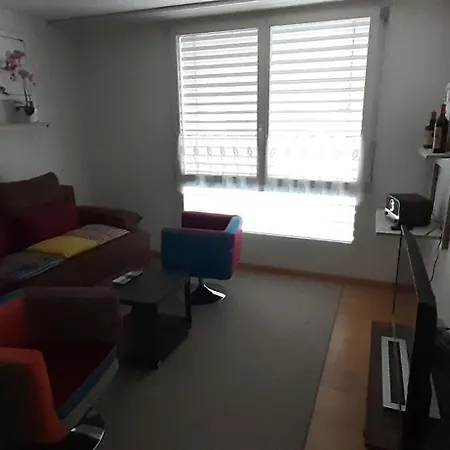 Moebliert In